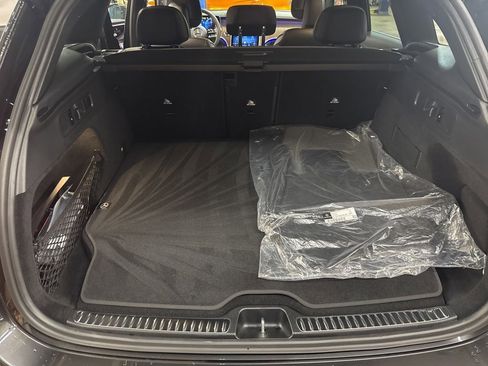 Used 2025 Mercedes-Benz GLC 350e GLC 350e image 22