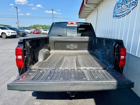 Used 2017 Chevrolet Silverado 1500 LT w/ All Star Edition AWD/4WD image 6