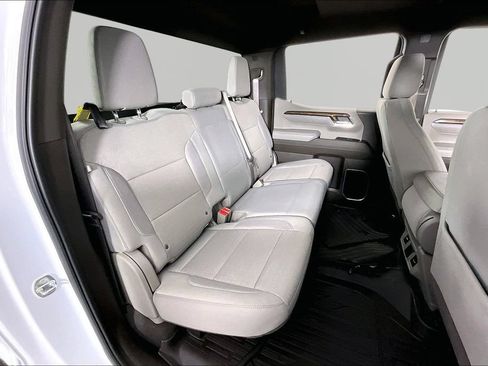 Used 2024 GMC Sierra 1500 SLE AWD/4WD image 25