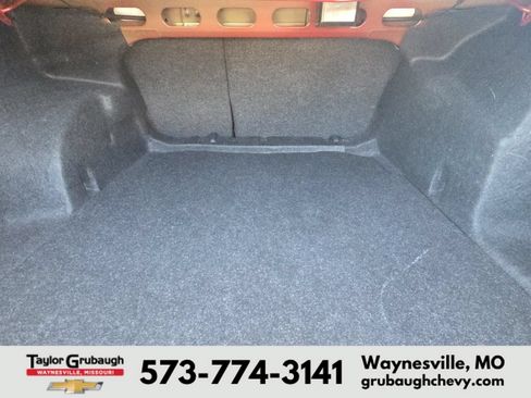 Used 2025 Chevrolet Malibu LT FWD image 32