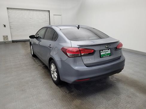 Used 2017 Kia Forte S image 5
