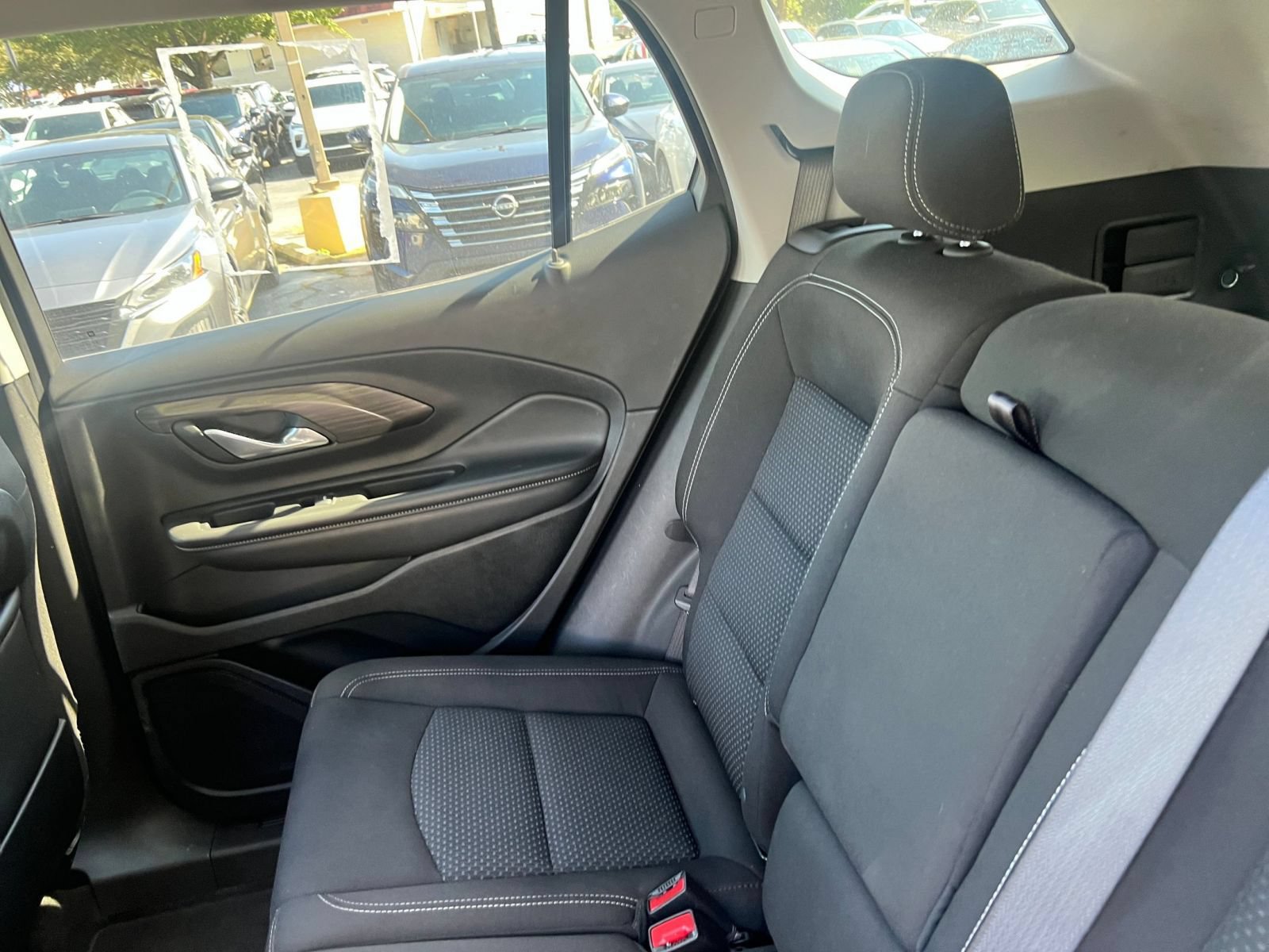 Used 2024 GMC Terrain SLE FWD image 33