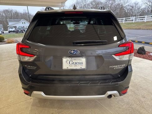 Used 2020 Subaru Forester Touring image 6