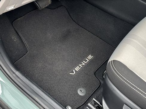 Certified 2026 Hyundai Venue SEL FWD image 18