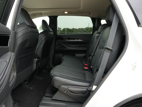 Certified 2023 INFINITI QX60 Pure FWD image 17