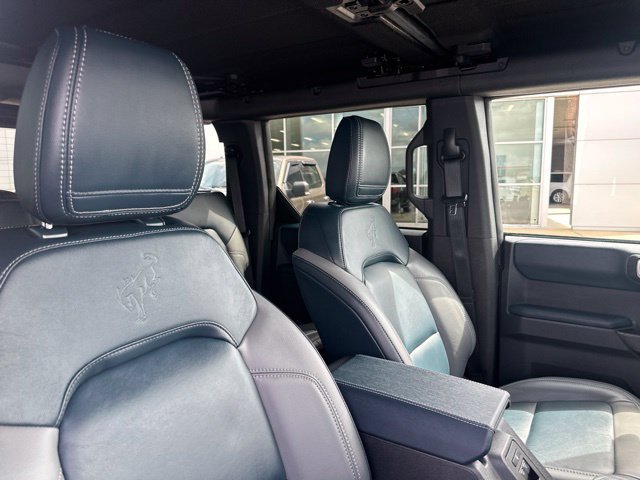 Used 2024 Ford Bronco Outer Banks AWD/4WD image 9
