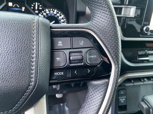 Used 2022 Toyota Tundra SR5 image 18