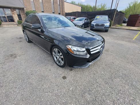 Used 2016 Mercedes-Benz C 300 Sedan image 4