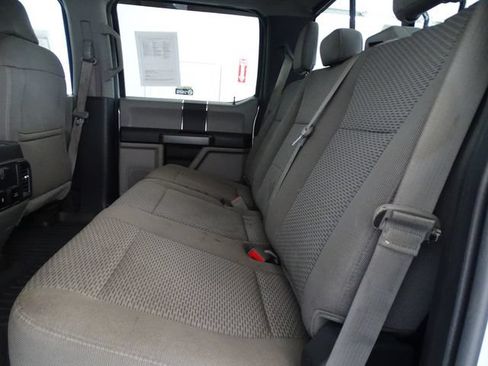 Used 2019 Ford F250 XLT w/ XLT Value Package AWD/4WD image 4