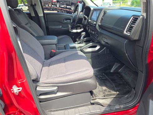 Used 2023 Nissan Frontier SV w/ SV Convenience Package AWD/4WD image 8