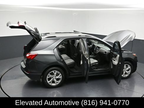 Used 2018 Chevrolet Equinox Premier image 30