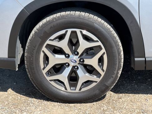 Used 2022 Subaru Forester Premium w/ Popular Package #2 AWD/4WD image 30