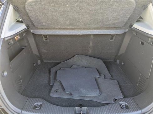 Used 2019 Chevrolet Trax LT w/ LT Convenience Package image 6