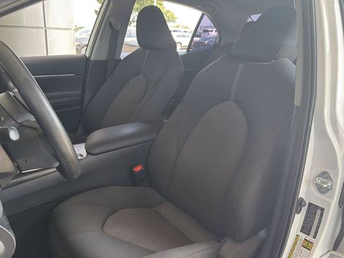 Used 2024 Toyota Camry LE FWD image 10
