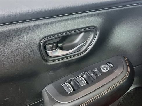 Used 2024 Honda HR-V Sport image 14