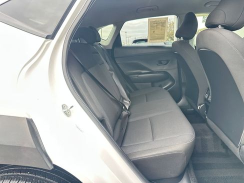 Used 2025 Hyundai Kona SEL image 39