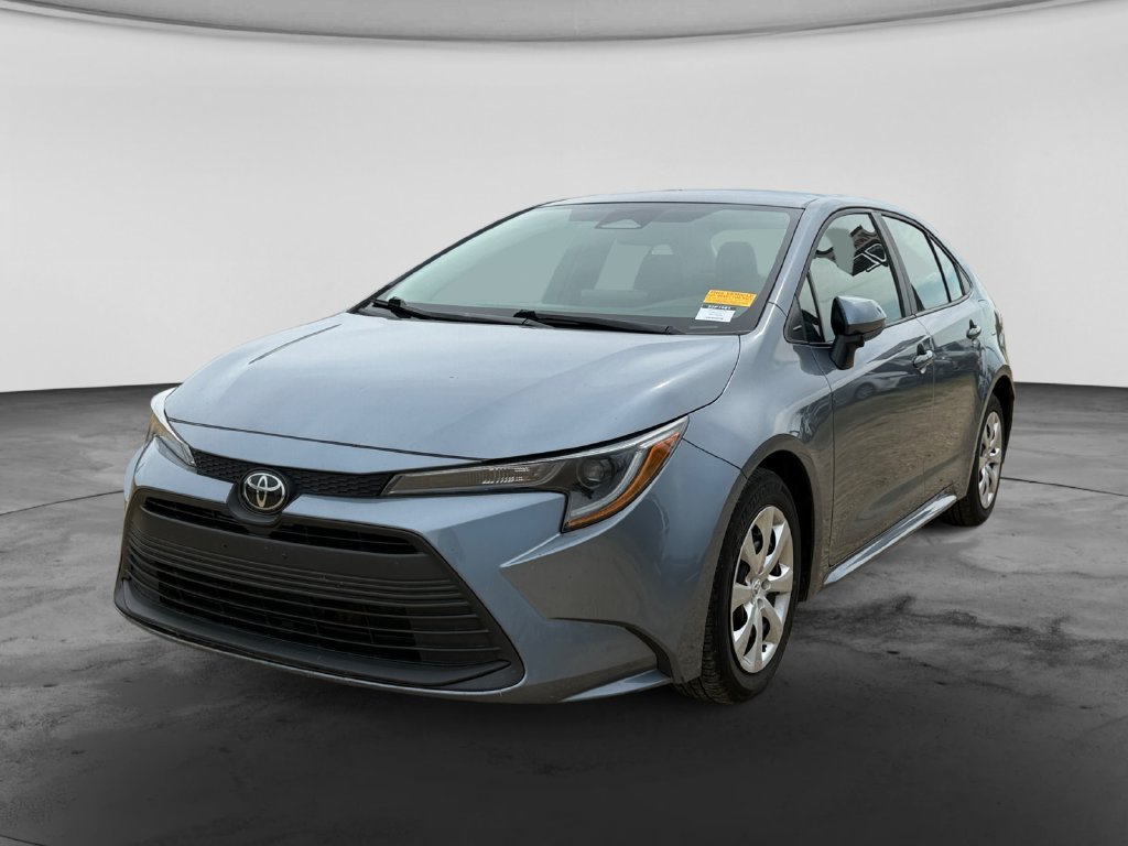 Used 2024 Toyota Corolla LE FWD image 4