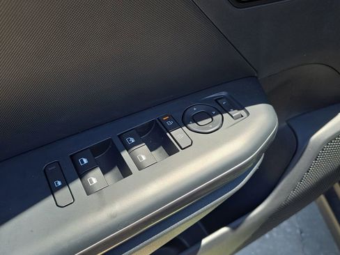 New 2026 Kia K4 FWD image 18