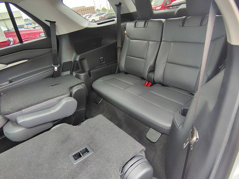 New 2026 Ford Explorer Active w/ Active Comfort Package AWD/4WD image 19