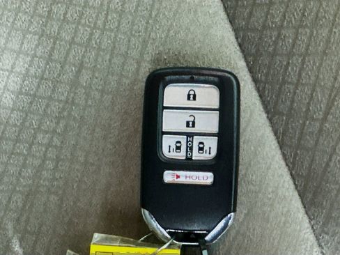 Used 2016 Honda Odyssey SE image 36