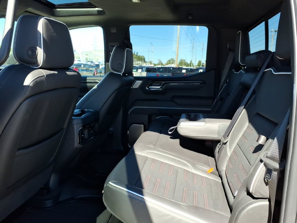 Used 2025 GMC Sierra 1500 AT4X AWD/4WD image 20