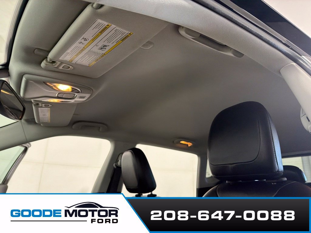 Used 2020 Jeep Compass Limited AWD/4WD image 18