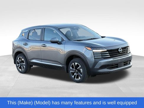 Used 2025 Nissan Kicks SV image 10