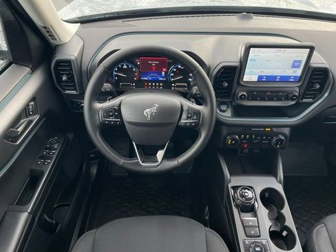 Used 2024 Ford Bronco Sport Badlands image 12
