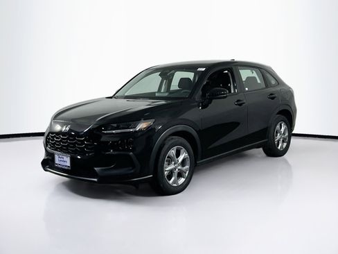 Used 2023 Honda HR-V LX image 1