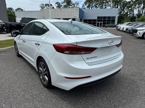 Used 2017 Hyundai Elantra Limited w/ Limited Ultimate Package 05 FWD image 9