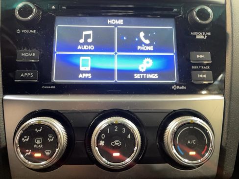 Used 2015 Subaru Impreza 2.0i Premium image 9