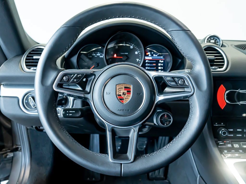 Certified 2025 Porsche 718 Cayman RWD image 17