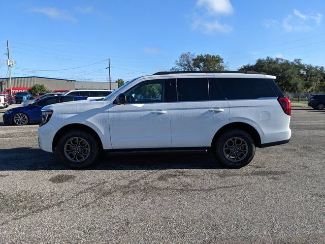 Used 2025 Ford Expedition Active RWD image 7