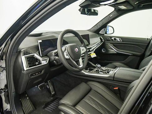 New 2026 BMW ALPINA XB7 AWD/4WD image 25