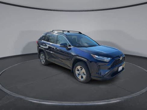 Used 2025 Toyota RAV4 XLE w/ Convenience Package image 2