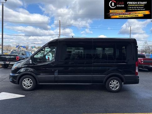 Used 2023 Ford Transit 350 XLT RWD image 4