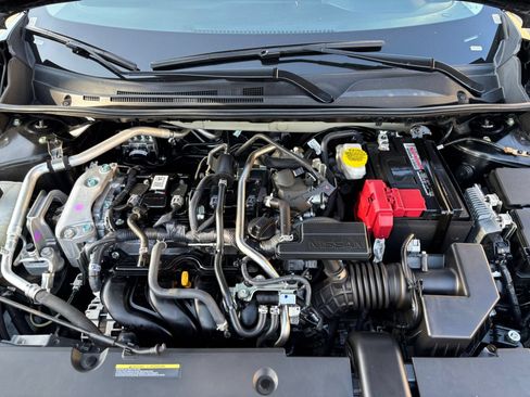 Used 2025 Nissan Sentra SV FWD image 31