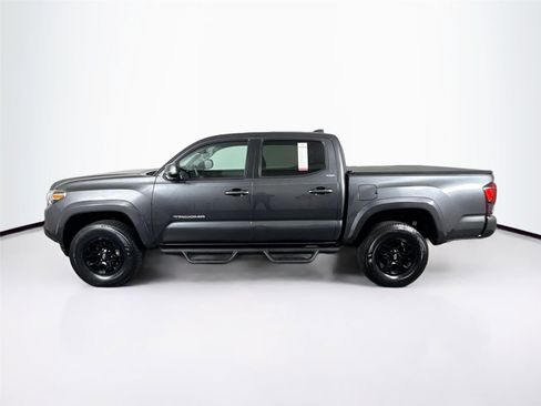 Certified 2022 Toyota Tacoma SR5 image 9