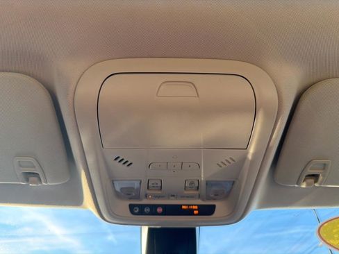 Used 2017 Cadillac XT5 Luxury w/ Driver Awareness Package FWD image 27