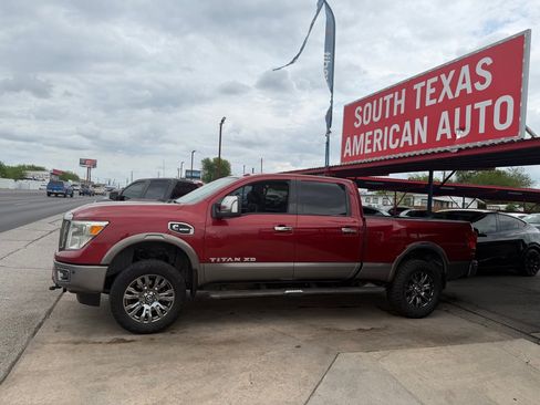 Used 2017 Nissan Titan Platinum Reserve image 12