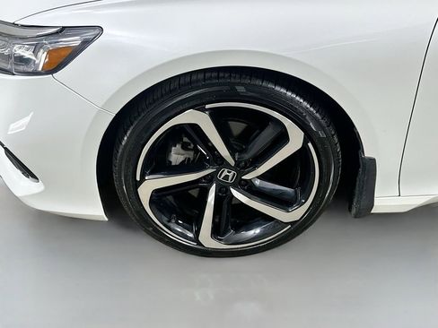Used 2022 Honda Accord Sport image 8