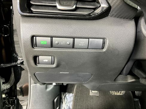 Used 2022 Nissan Sentra SV w/ Trunk Package FWD image 36