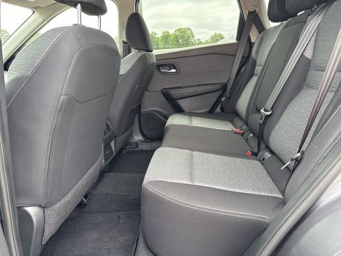 Used 2023 Nissan Rogue SV FWD image 23