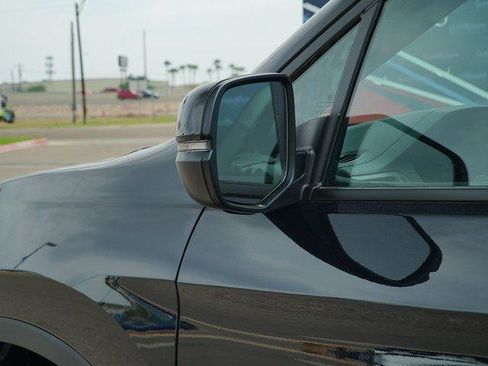 Used 2025 Honda Ridgeline TrailSport image 10