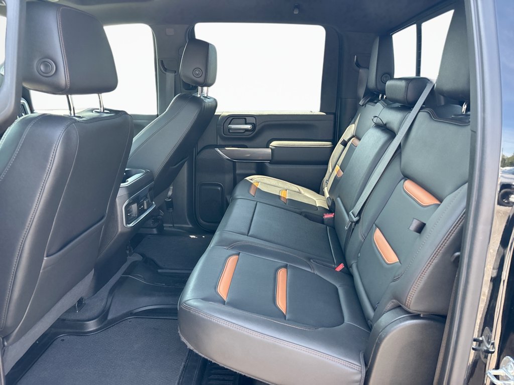 Used 2022 GMC Sierra 2500 AT4 w/ AT4 Preferred Package AWD/4WD image 18