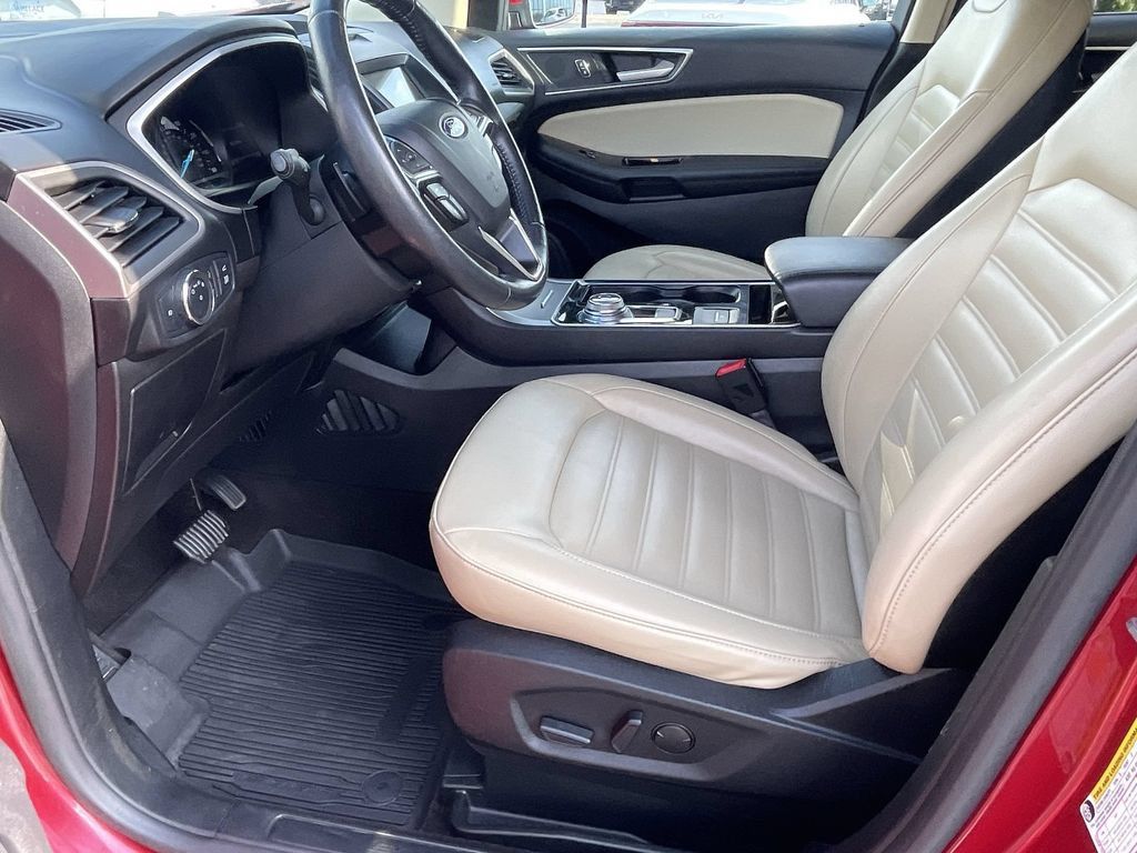 Used 2020 Ford Edge SEL w/ Convenience Package AWD/4WD image 9