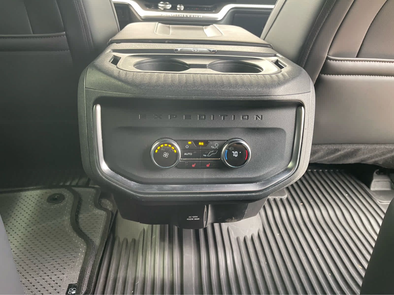 Used 2025 Ford Expedition Platinum w/ Stealth Performance Package AWD/4WD image 27