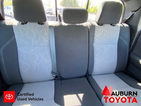 Certified 2022 Toyota Tacoma TRD Off-Road AWD/4WD image 22