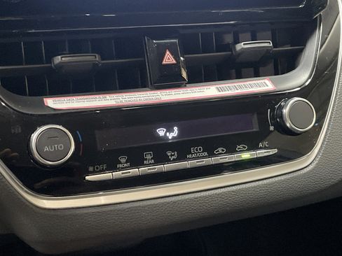 Certified 2024 Toyota Corolla LE image 24