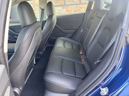 Used 2022 Tesla Model 3 Long Range image 19